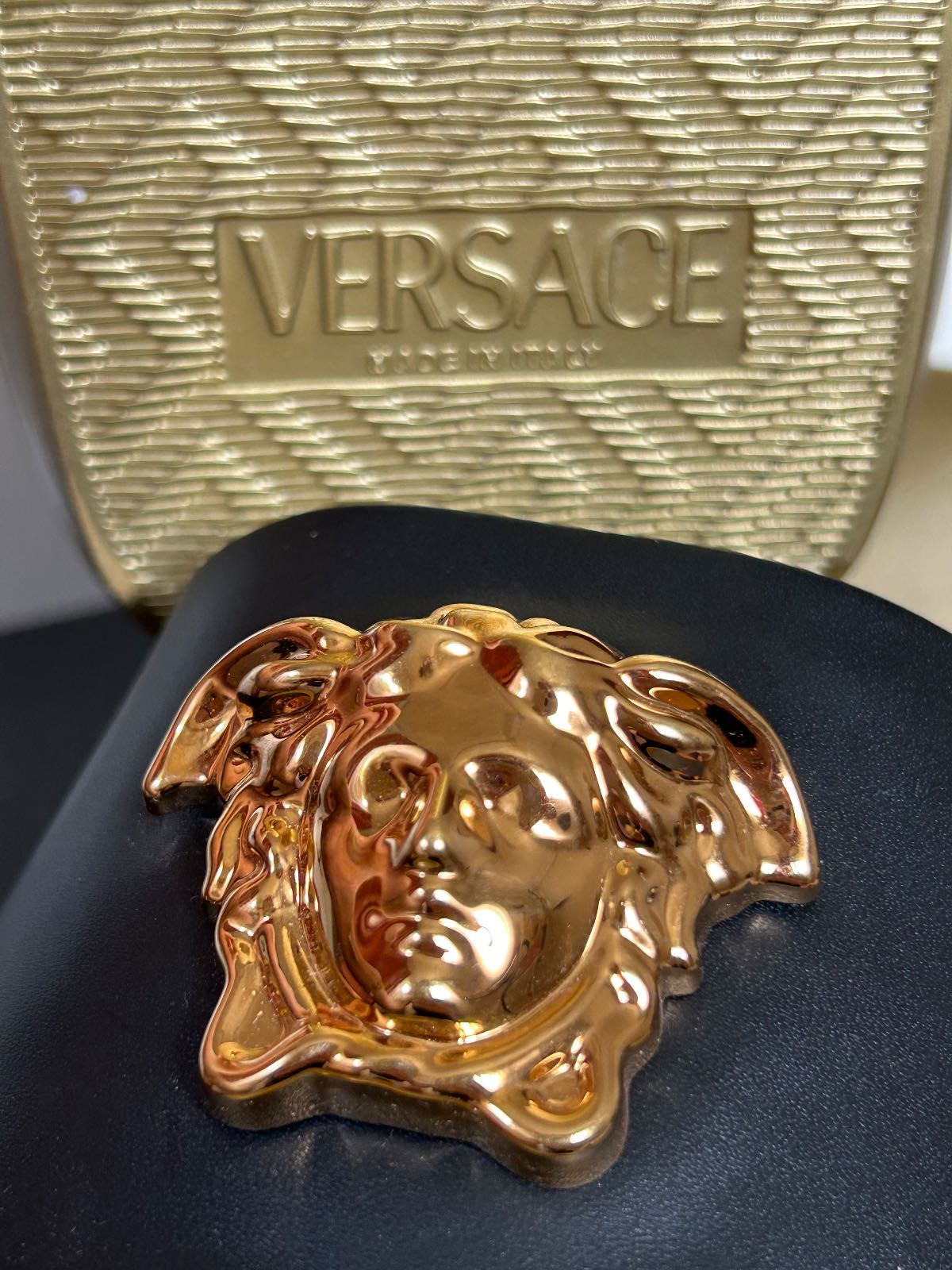 Versace — Mules VERSACE Medusa Noires & Or — photo 3