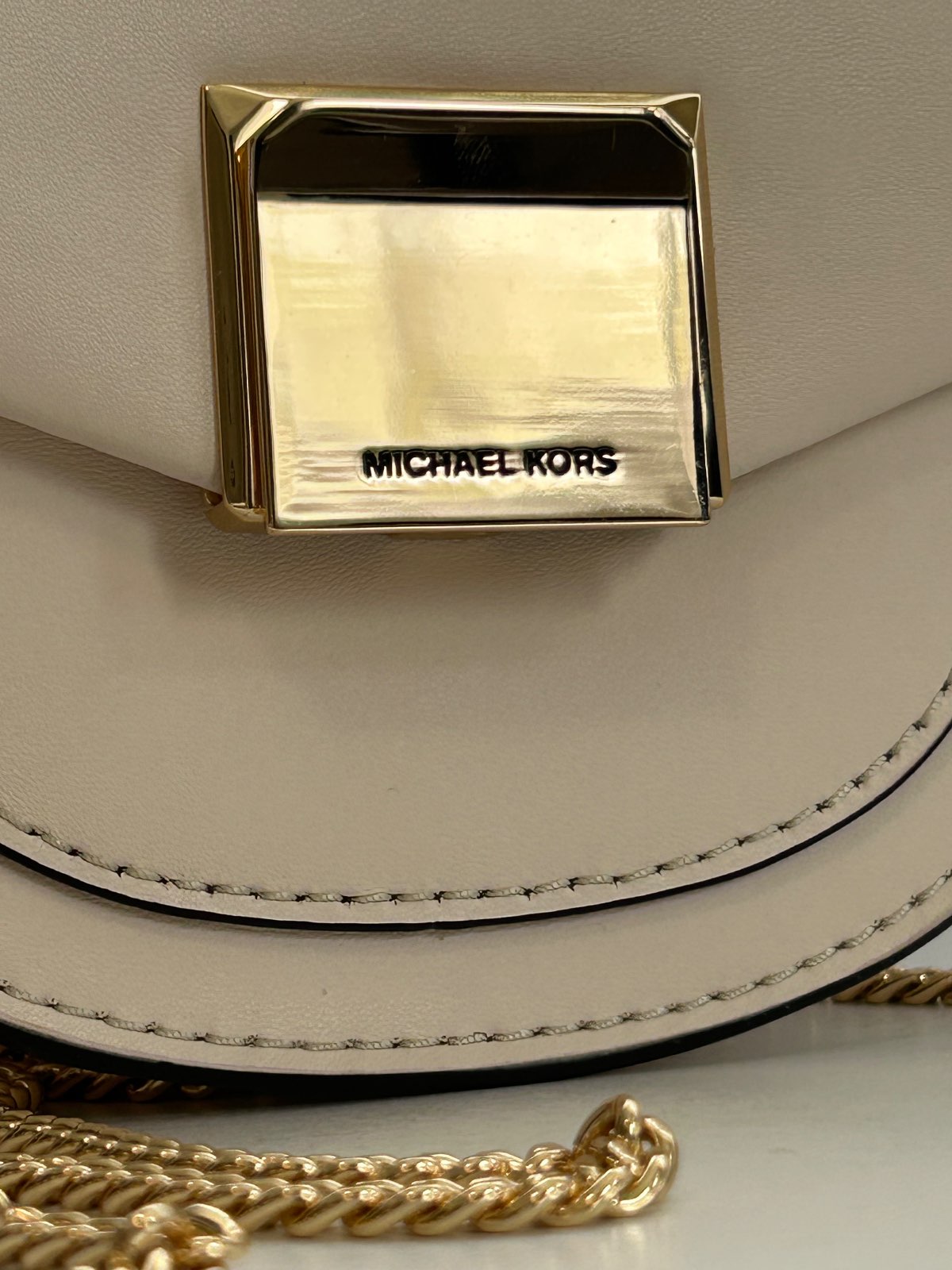 Michael Kors — Sac Michael Kors Mini Crossbody Saddle Beige Cuir Lisse — photo 3