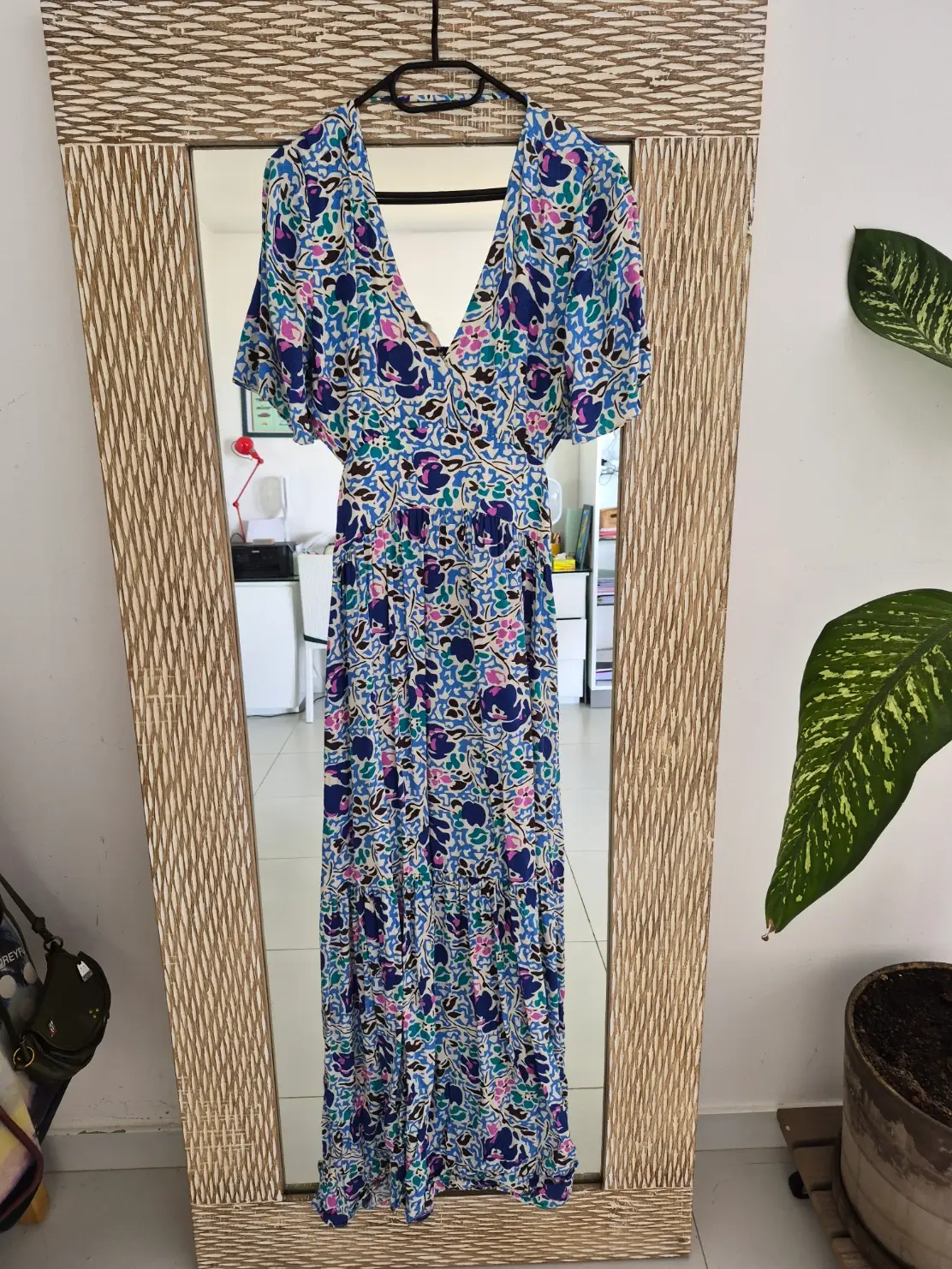 Ba&sh — Robe ba&sh longue fleurie bleu dos nu T3 (L) — photo 1