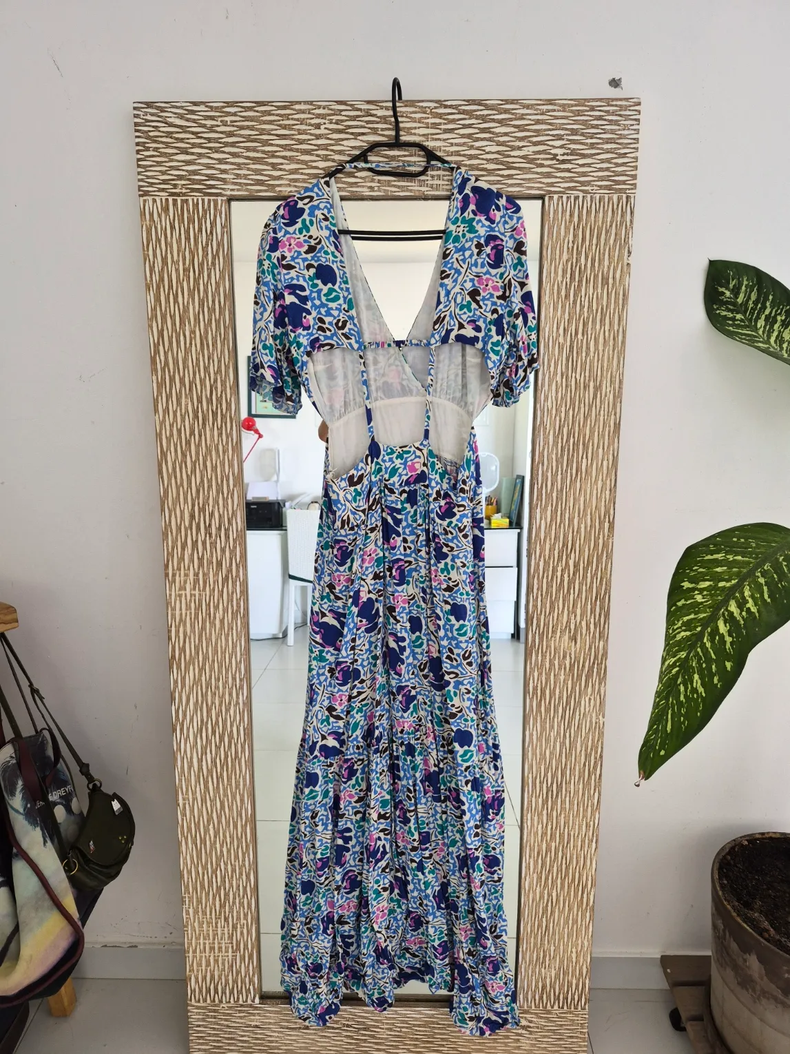 Ba&sh — Robe ba&sh longue fleurie bleu dos nu T3 (L) — photo 4