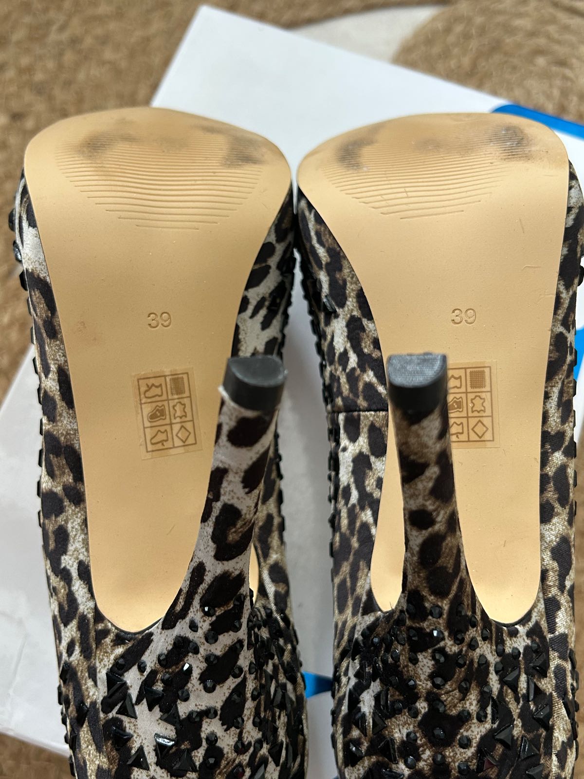 Guess — Escarpins Guess Léopard 39 neufs — photo 4