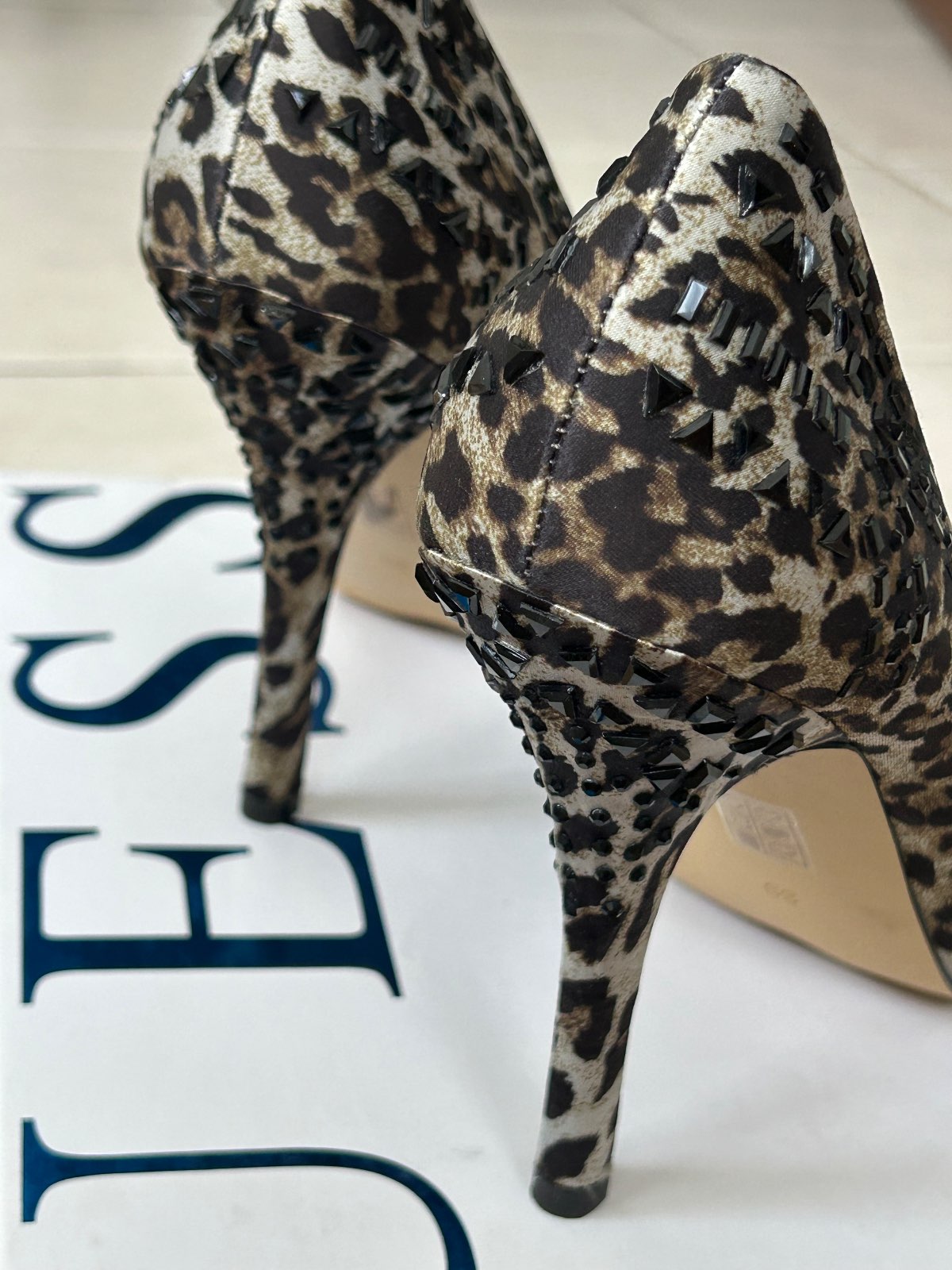 Guess — Escarpins Guess Léopard 39 neufs — photo 6