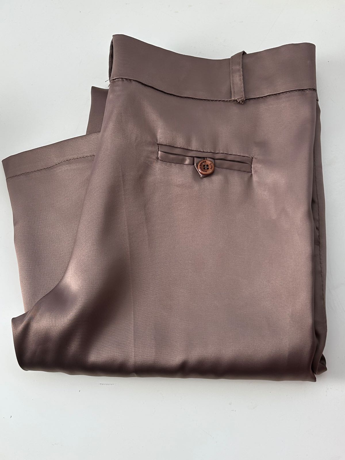 Hippocampe Paris — Pantalon satiné marron glacé Hippocampe — photo 1