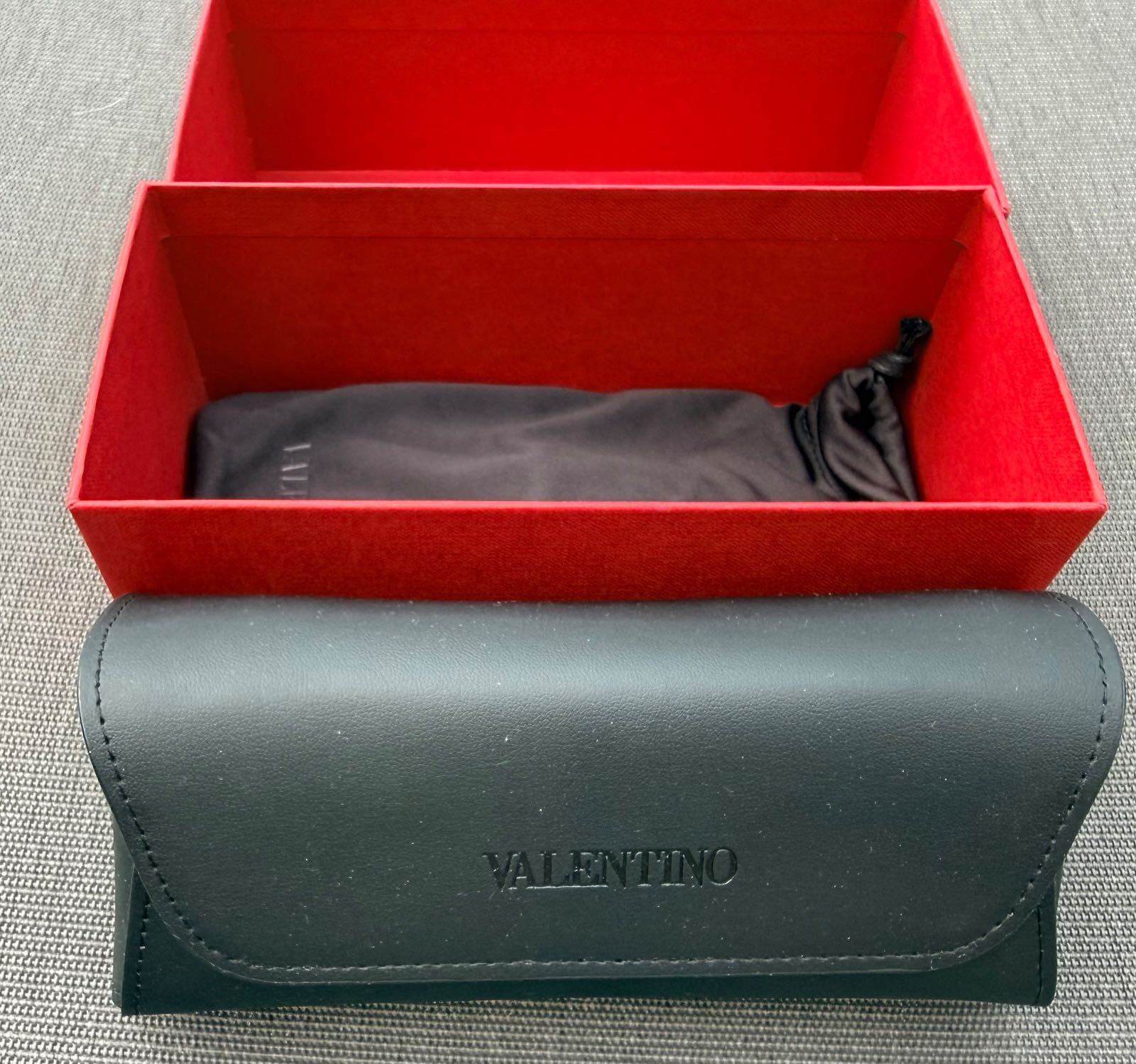 Valentino — Lunettes de Soleil pour Femme Online Valentino VA 4028 — photo 10