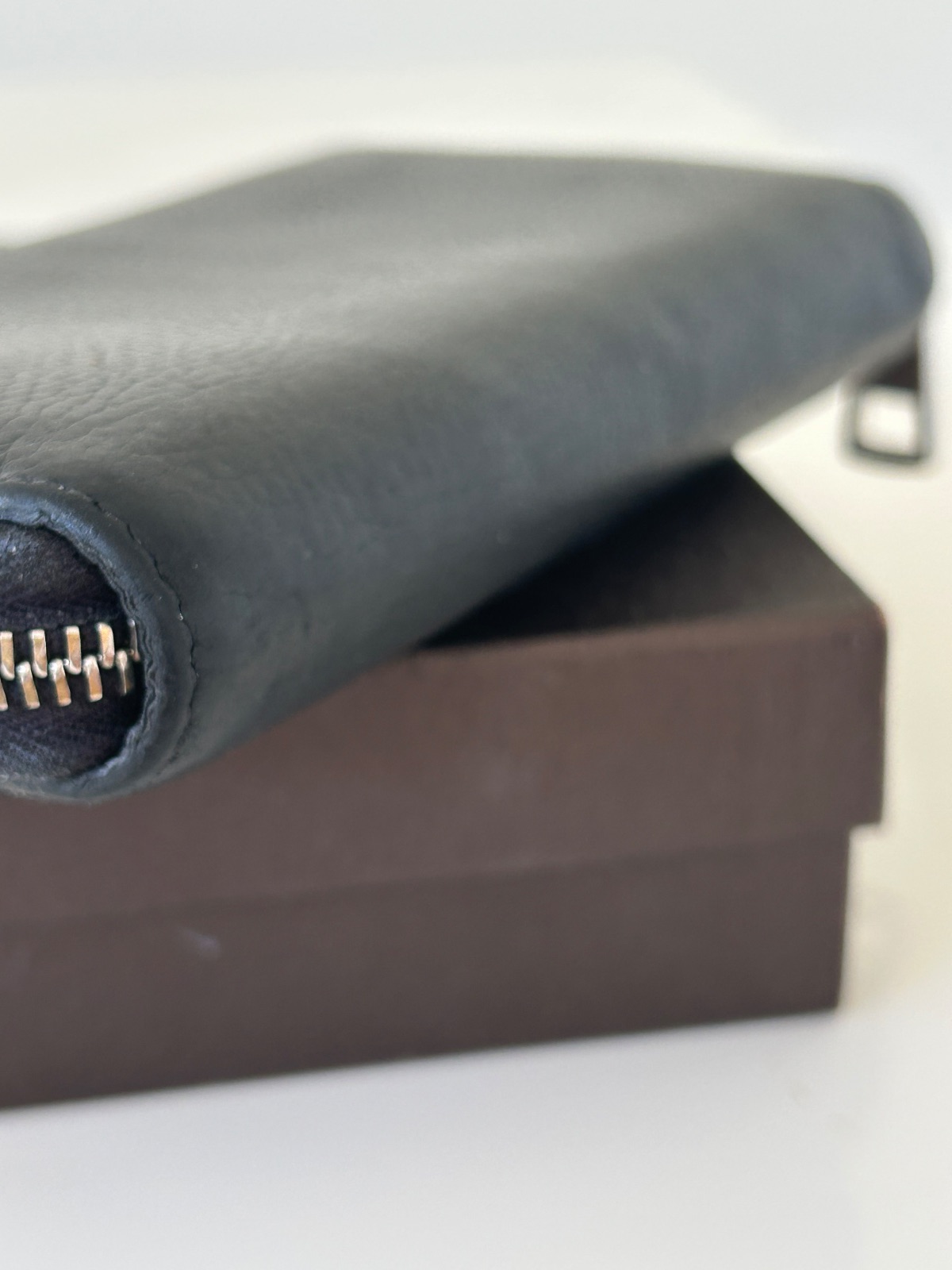 Gucci — Portefeuille Gucci zippé noir vintage — photo 4