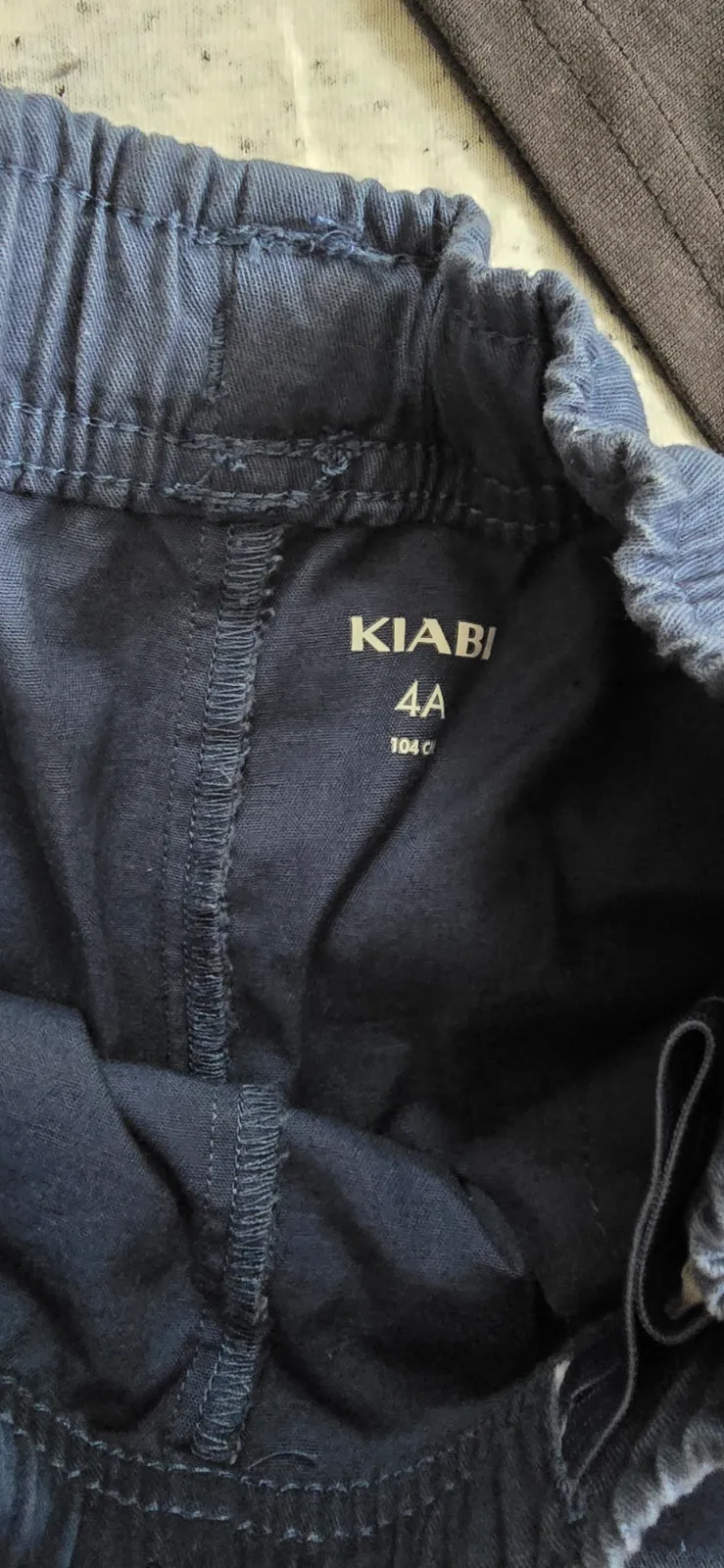 Kiabi — Ensemble teeshirt ml et short 4ans Garçon — photo 7