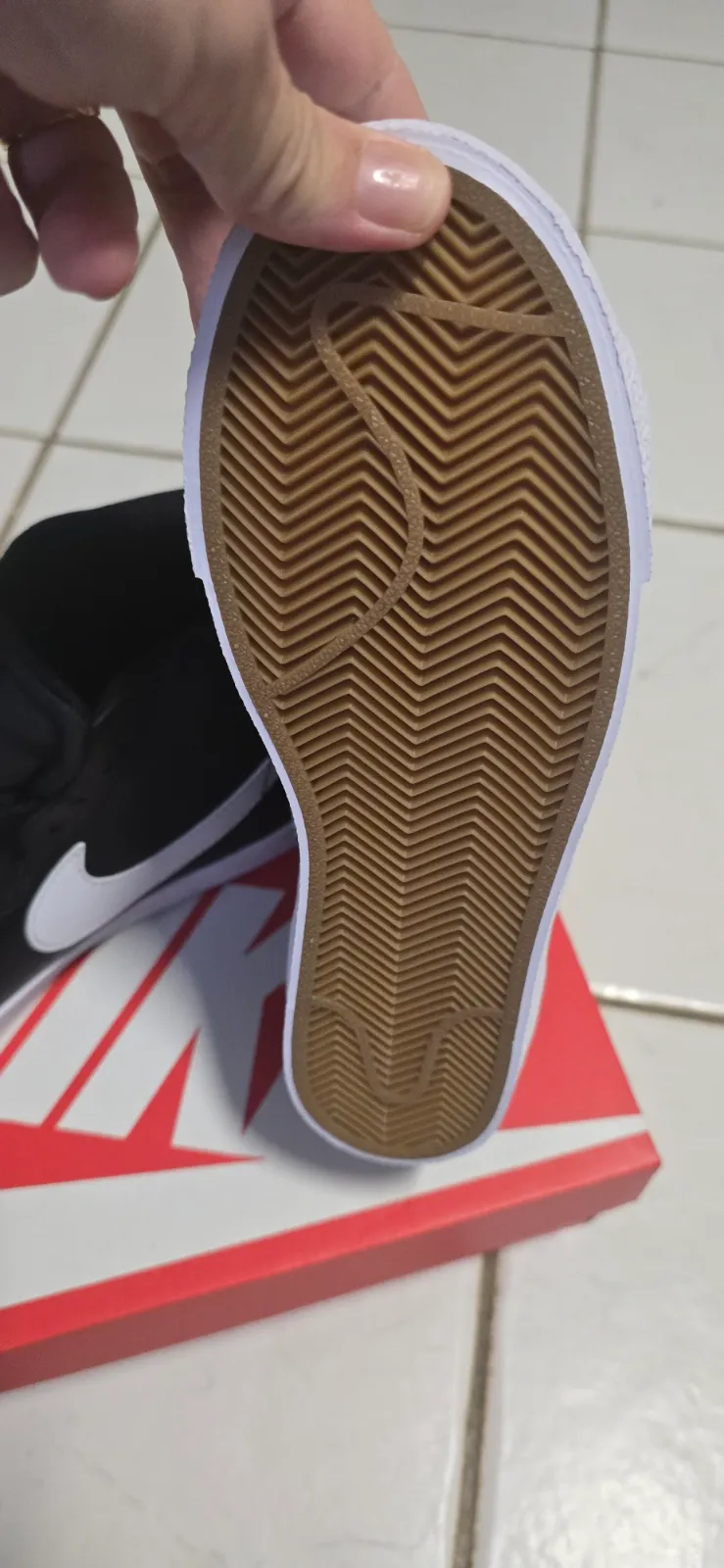 Nike — NEUVES baskets NIKE unisex blazer mid pointure 37.5 — photo 4
