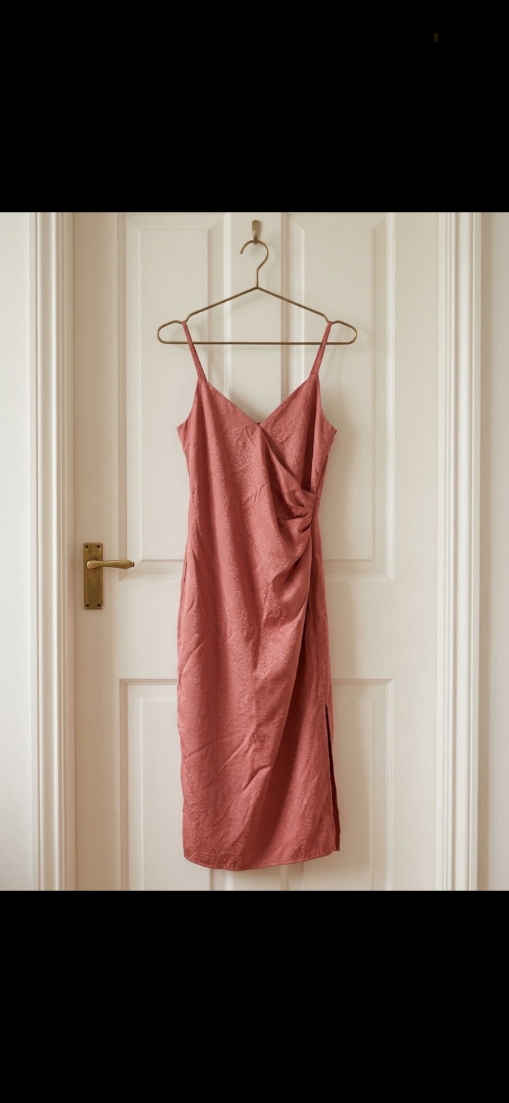 Kiabi — Robe satinée mi longue — photo 1