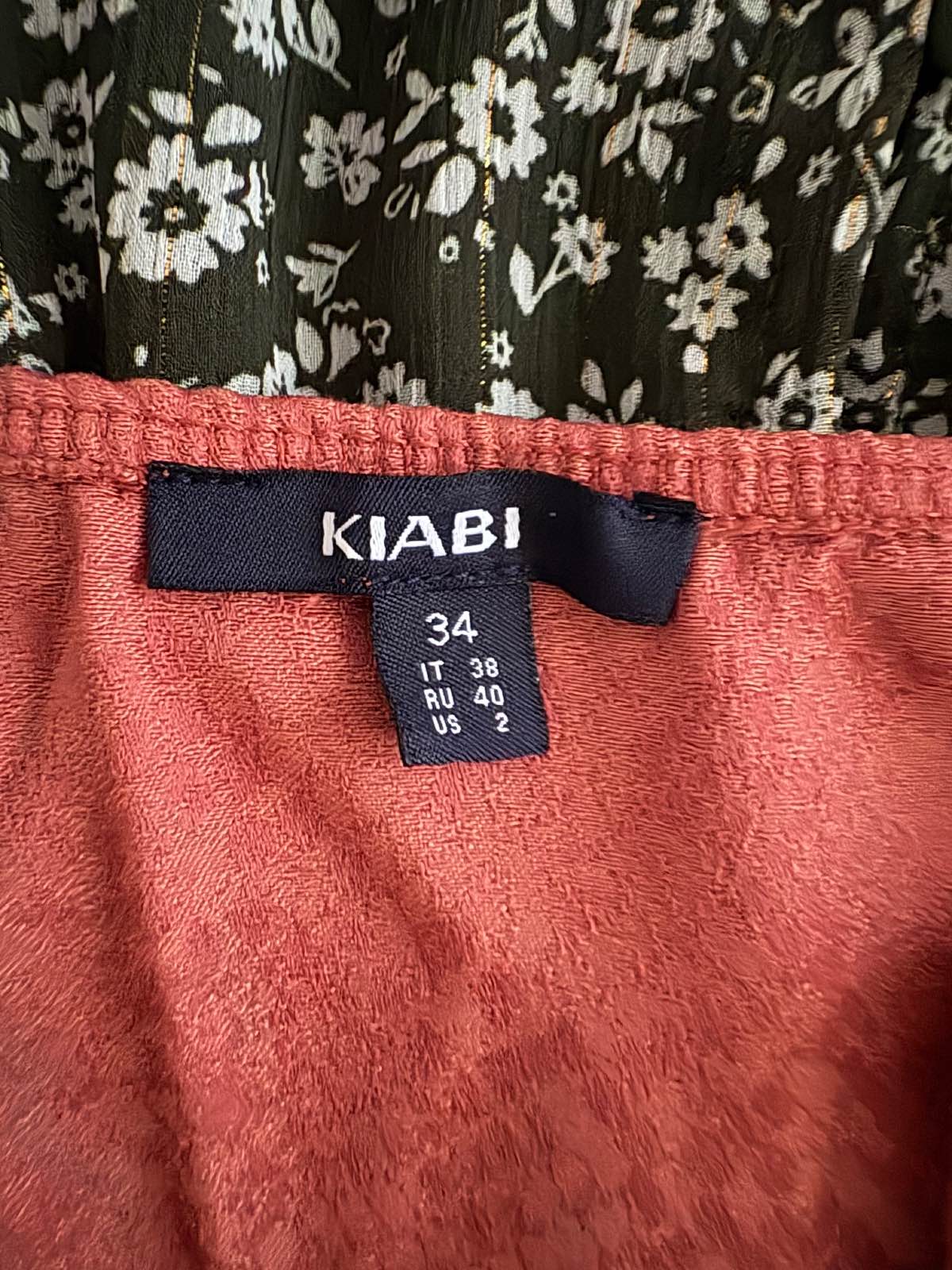 Kiabi — Robe satinée mi longue — photo 6
