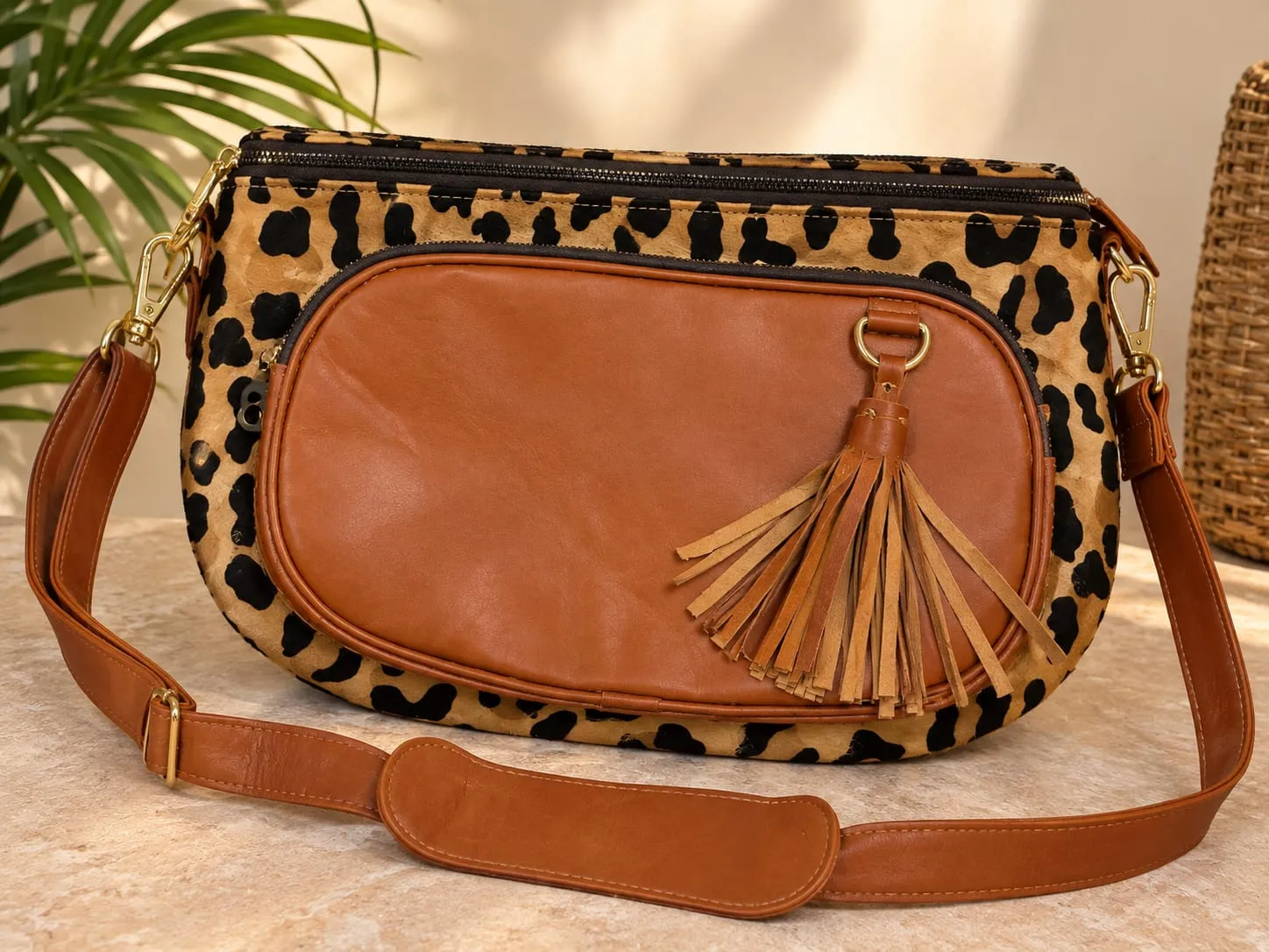 Modèle unique fabrication artisanale — Sac en cuir et peau véritable — photo 1