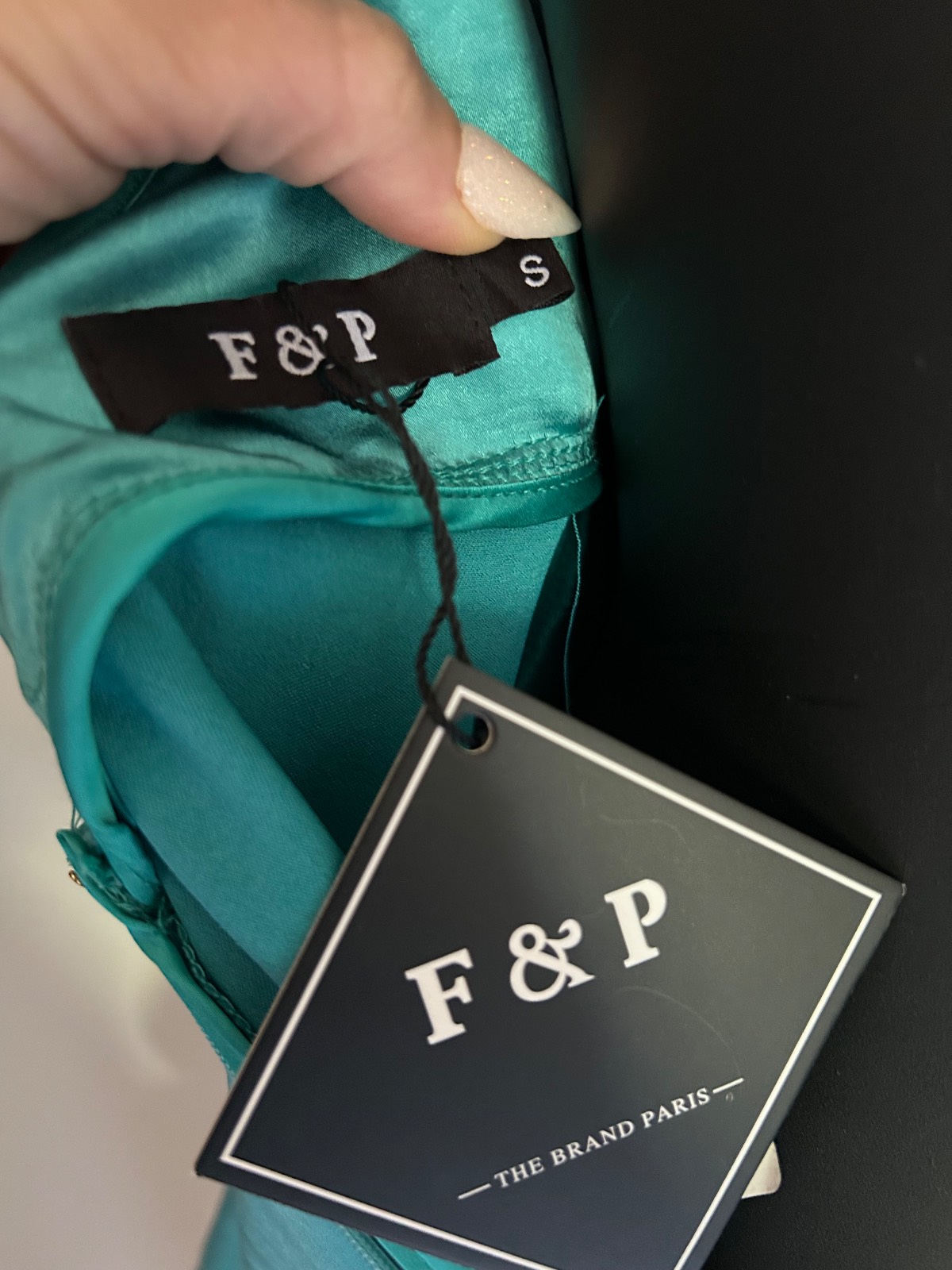 F&P — Magnifique robe Turquoise satinée neuve — photo 5